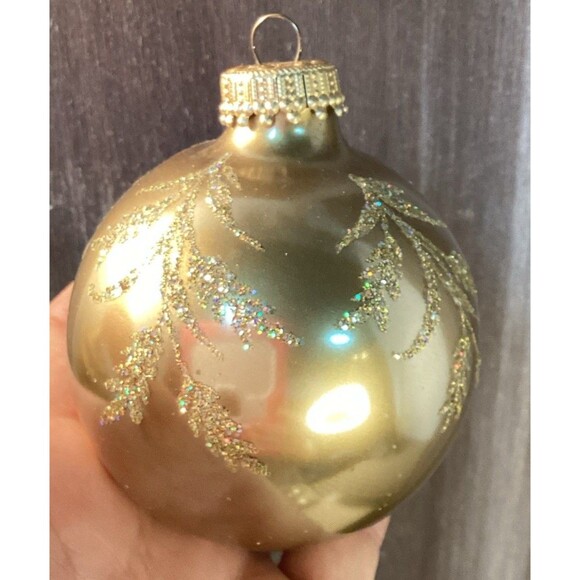 Vintage Christmas By Krebs Mica Glitter Decorated Glass Ball Ornaments Set Of 4 - Picture 6 of 9